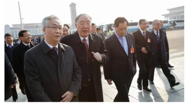 “政壇不倒翁”黃奇帆落馬 港媒早有異常信號